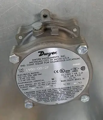 Dwyer 1950-00-F Proof Pressure Switch Loc5D14