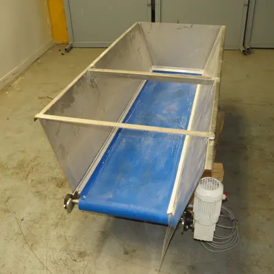 _UNKNOWN_ 400 x 1750 MM Belt elevator conveyor | Perry Equipment (1)