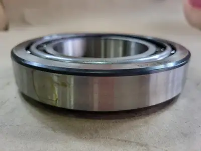 NEW SKF 30218J2