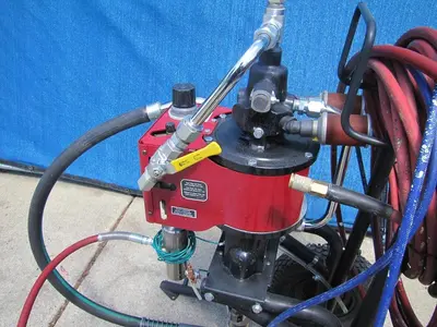 USED TITAN POWRCOAT 730