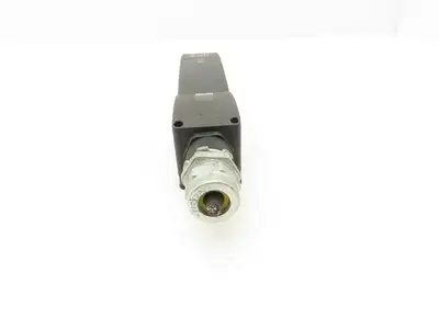 Schmersal AZM 200SK-T-1P2PW Safety Door Latch Interlock Solenoid