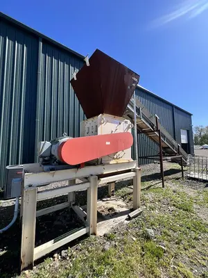 Schutte Hammermill-WA36 with Conveyor Belt