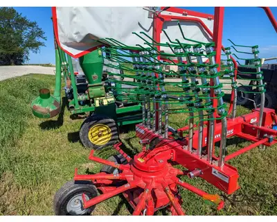 Used FARM KING _UNKNOWN_ Hay Rakes Iowa US | Keast Enterprises #1360264
