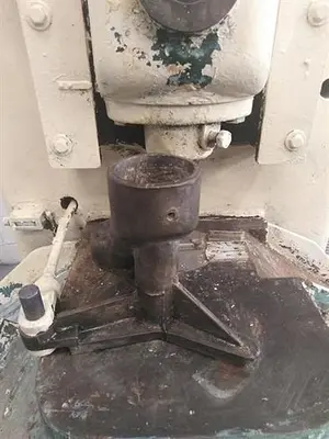Stokes model 525-2 single station tablet press