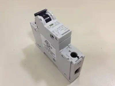 USED SIEMENS 5SJ4102-7HG40