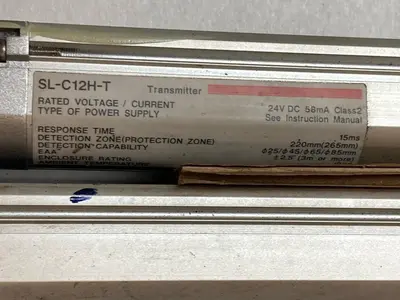 USED KEYENCE SL-C12H-T / SL-C64H-T