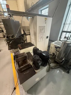 USED 2000 FANUC ROBOCUT ALPHA-0IA