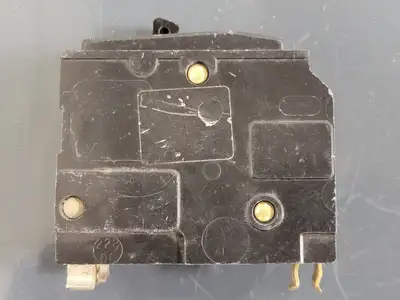 USED SQUARE D QO230