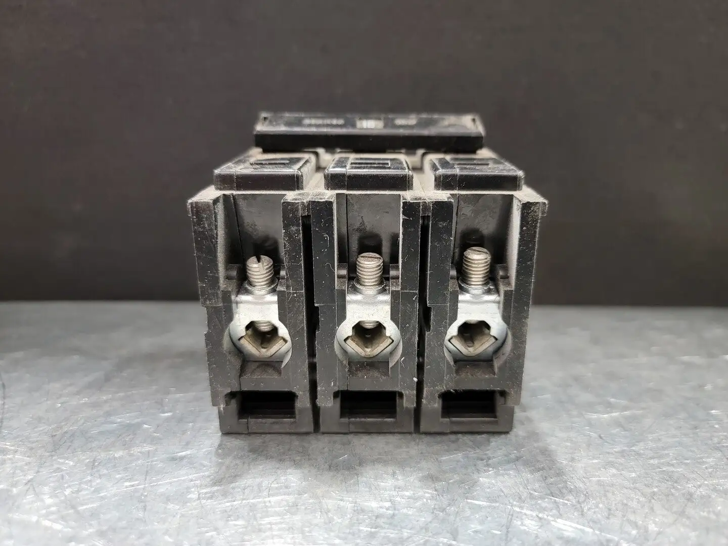 USED EATON BAB3015H