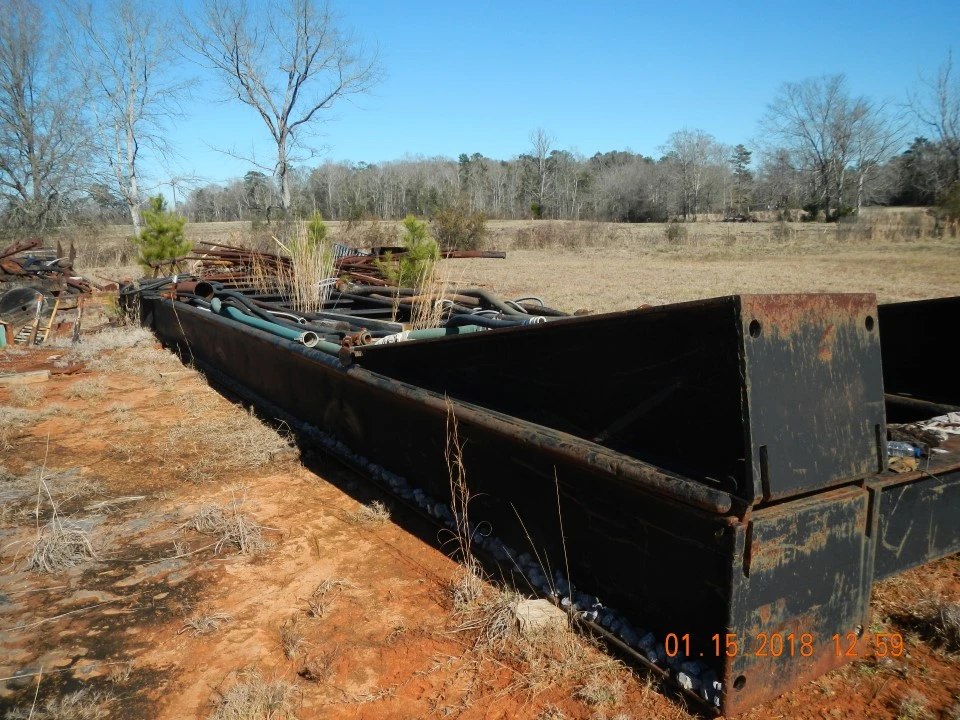 Rig Base With Folding Ramp