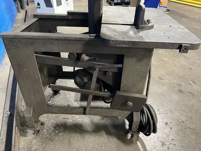 Roll-in 18.5” X 30.5” Vertical Band Saw