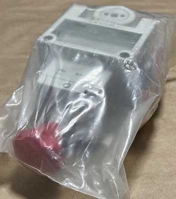 NEW Numatics VSL42-06M