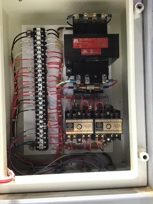 Hoffman Type 12 Enclosure Control Panel; R-485601