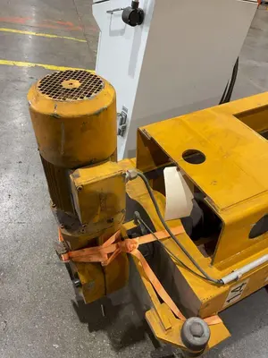 (4) 20 TON (160,000 LBS TOTAL) RAILWAY / NEUERO HEAVY DUTY MOBILE VERTICAL LIFT JACKS: YOBRO #23870