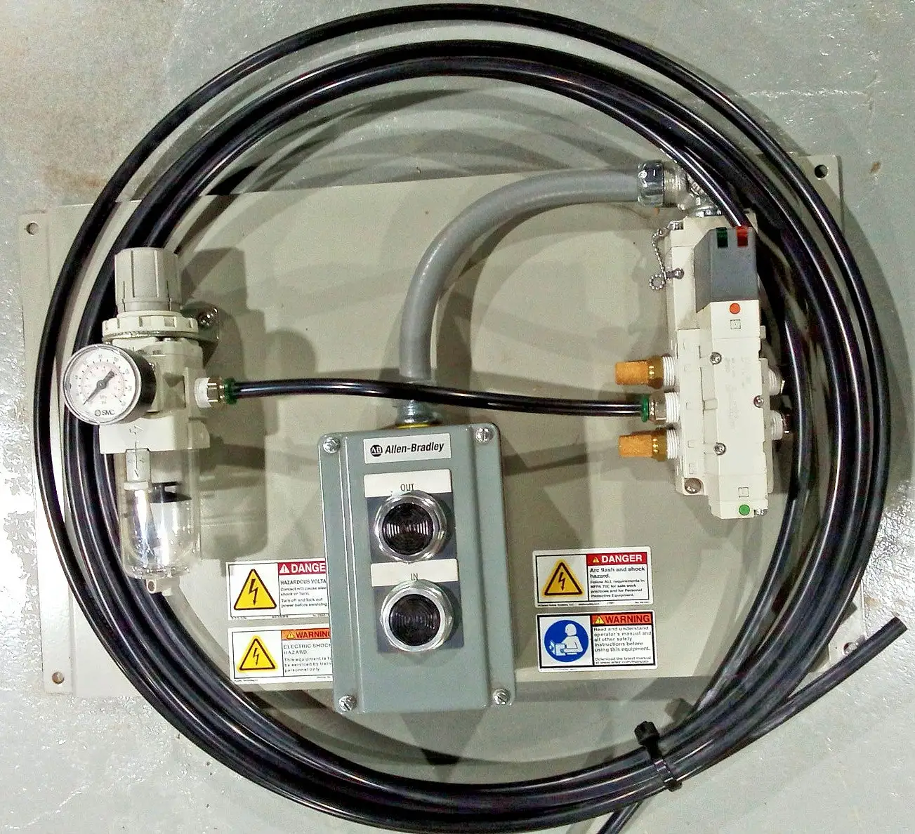 Used SMC VQ4201-3W1 Solenoid Valves US | Infinity wholesale & Supply LLC #1305618