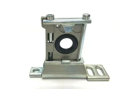 Y200T | SMC  Modular 3mm Spacer Bracket for 1/4" NPT - Used