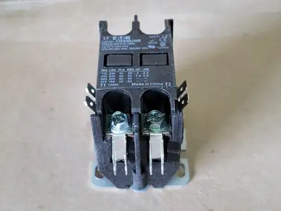 New | in-Stock EATON C25BNB240B Switchgears British Columbia CA | Lenmark #239097