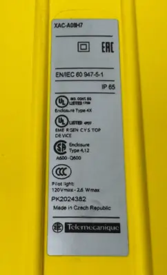 NEW SCHNEIDER ELECTRIC XAC-A08H7 PUSHBUTTON PENDANT 8-BUTTON XACA08H7