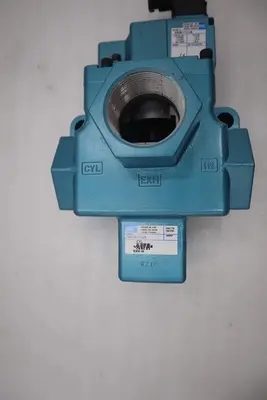Mac 58D-73-111JA Pneumatic Air Valve Pilot NEW NO BOX STOCK H18