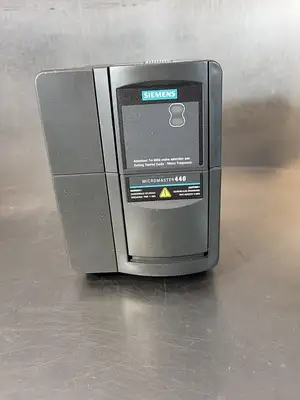 Siemens 6SE6440-2AD23-0BA1 Micromaster 440 Drive Loc1B12