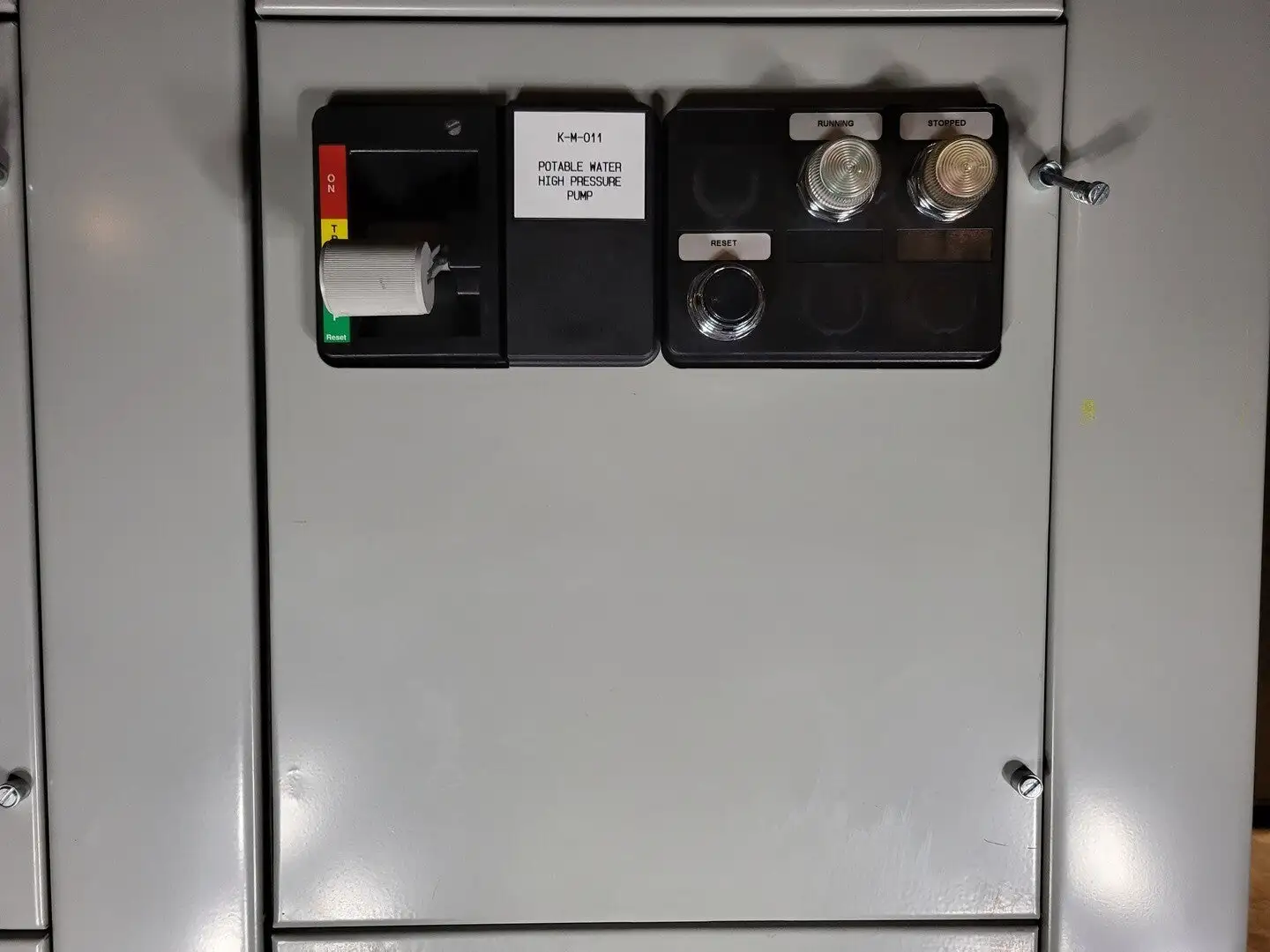 5 hp, 600V, 15A, 3-Ph FVNR Starter, Size 1 Bucket for Freedom 2100 MCC Frame