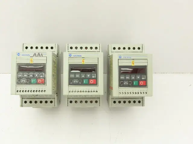 Allen Bradley Speed Controller 380-460V 2.8A 1HP Ser.C Lot of 3