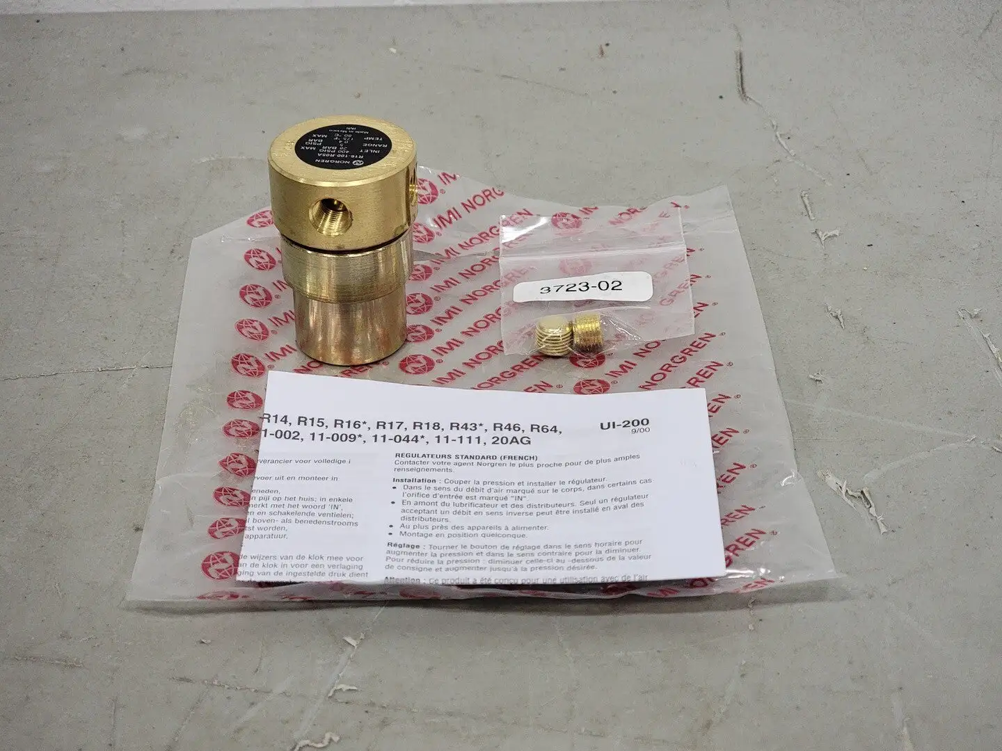 NEW NORGREN R16-100-R05A