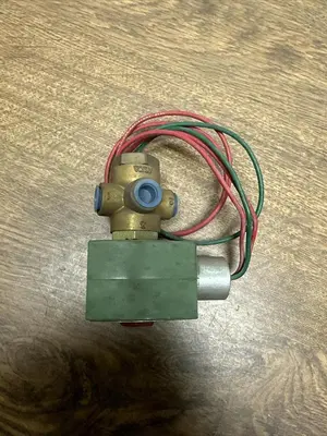 New | in-Stock ASCO 8320G174 Solenoid Valves Ohio US | Surplus Asset Holdings #1237784
