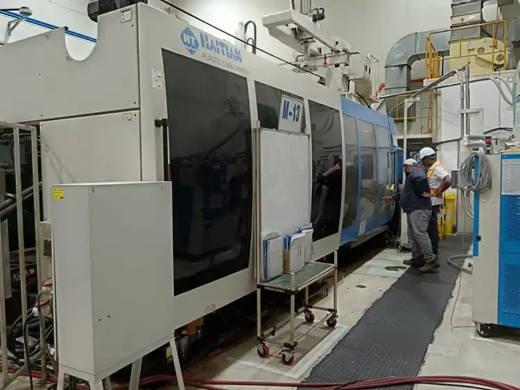 Used 2012 HAITIAN MAII 1200/6800  WIDE PLATEN SHOTWEIGHT 4.5 KILOS Injection Molding Machines Florida US | ESCOBAR TRADING, INC. #202781