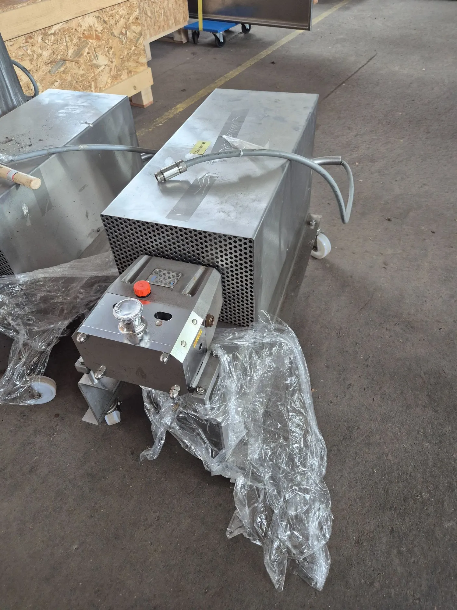 Used JOHNSON PUMP 2/0017 Centrifugal Pumps CZ | Perry Equipment #1266882