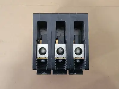 NEW SQUARE D EDB36050