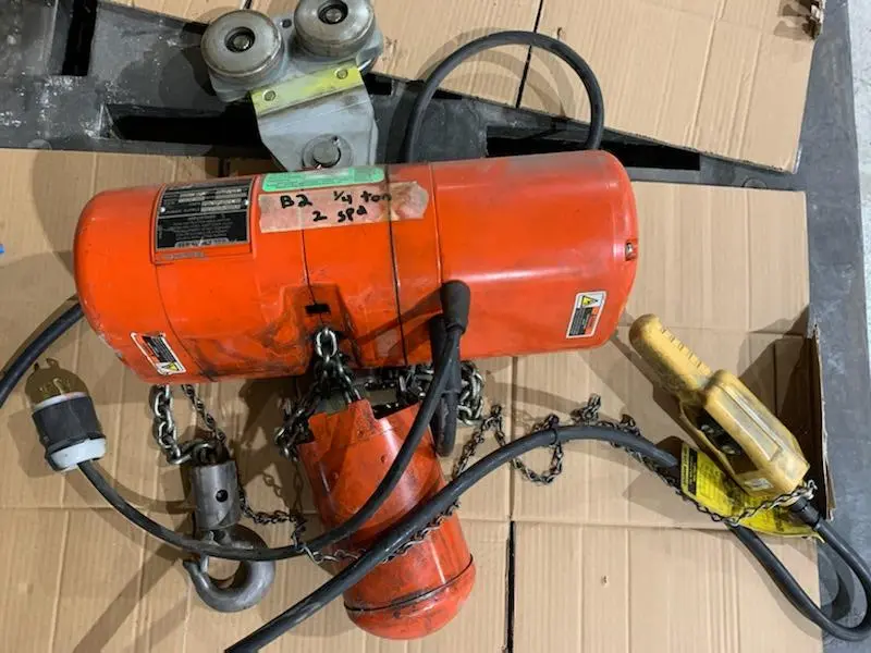 CM Lodestar 1/4 Ton Hoist B2