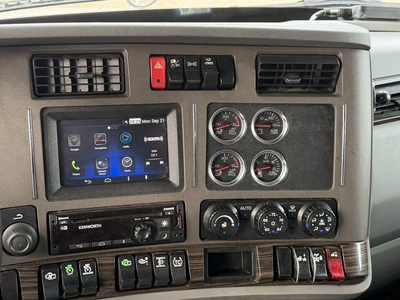 Used 2018 KENWORTH T880 TRUCK TRACTOR Conventional trucks Michigan US | Miedema Asset Management Group #1709455