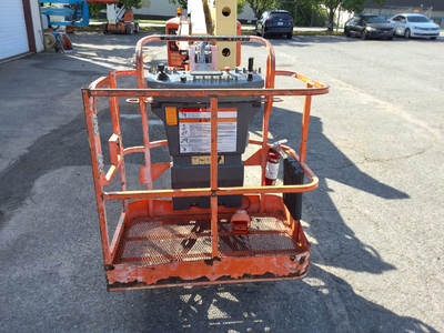 USED 2013 JLG E400AJPN