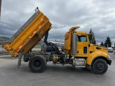 Used 2006 PETERBILT 335 Dump trucks Washington US | Puget Sound Truck Sales #1546495