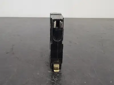USED SQUARE D QO130