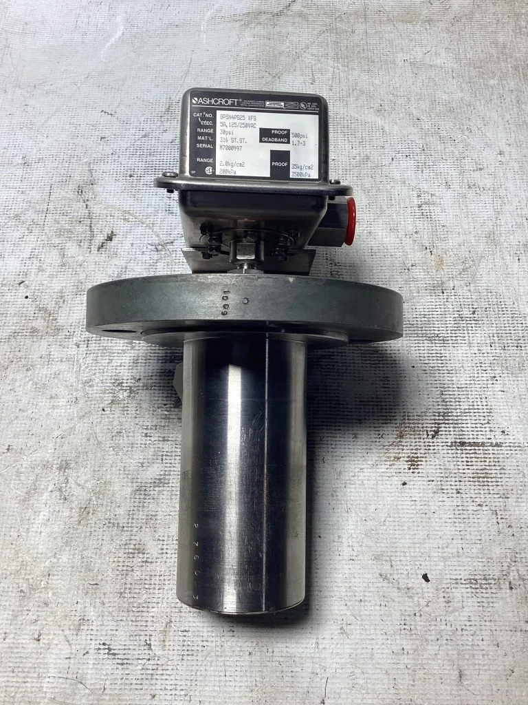 Ametek SCE-3-150 Diaphragm With Dresser/Ashcroft GPSN4PS25 Pressure Gauge -NOS