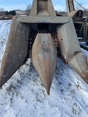 NEW IDEA 325 Harvesting Equipment | Iron Listing (53)