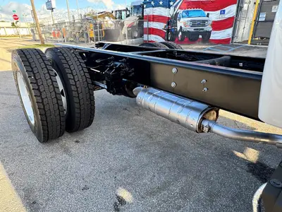 Used 2025 FORD F-750 Cab Chassis trucks Florida US | Truck and Van Outlet #1509240