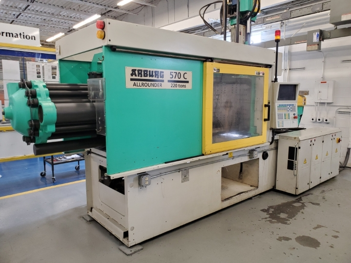 Used 2004 ARBURG 570C 2000 - 350-150 Injection Molding Machines Massachusetts US | Hunter Plastics #787975