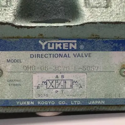 USED YUKEN DHG-06-3C70-E-5057