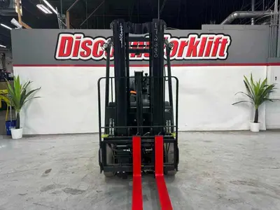 USED 2024 CLARK S25CL