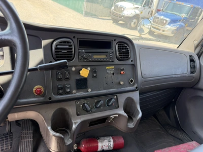 Used 2008 FREIGHTLINER M2106 Tractors & Trailers Indiana US | Miedema Asset Management Group #1413011