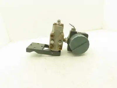 Foxboro 823DP-I3S1SL2 Differential Pressure Transmitter 12-65 VDC