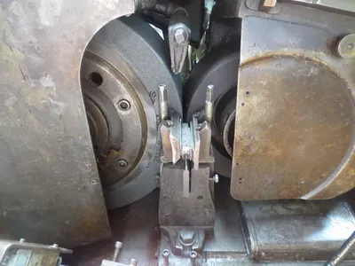 1951 CINCINNATI #2 EA GRINDERS, CENTERLESS | GCH Machinery (2)
