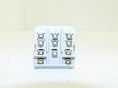 Allen Bradley 700HB-33Z24-4 Miniature Control Relay 24VDC Coil 10A Lot of 7