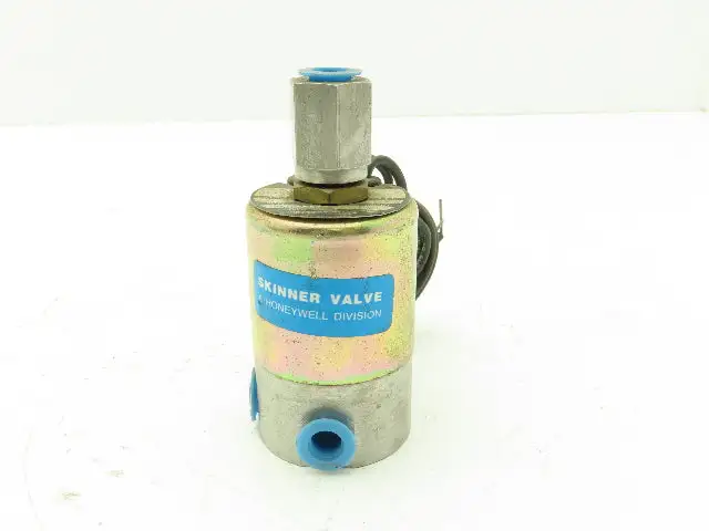 Honeywell Skinner V5D35600 Solenoid Valve 3-Way 4 Port NC 120VAC 75 PSI 1/8" NPT