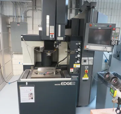 2005 MAKINO EDGE 2-A16 EDM Sinkers | Advanced Capital Equipment (1)