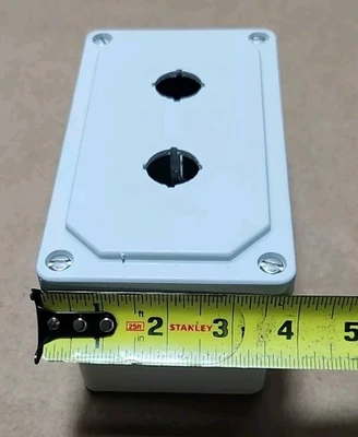 NEW Allied Moulded Products AM2PB22