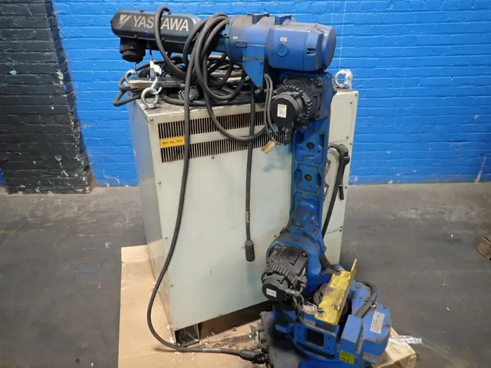 USED 2013 YASKAWA MOTOMAN MH6